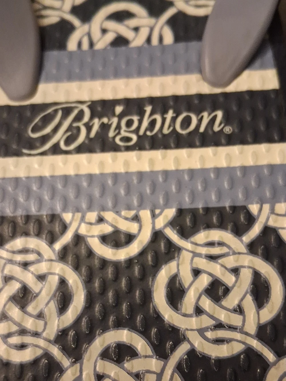 Brighton Karrie Flip Flops Size 9 Navy
